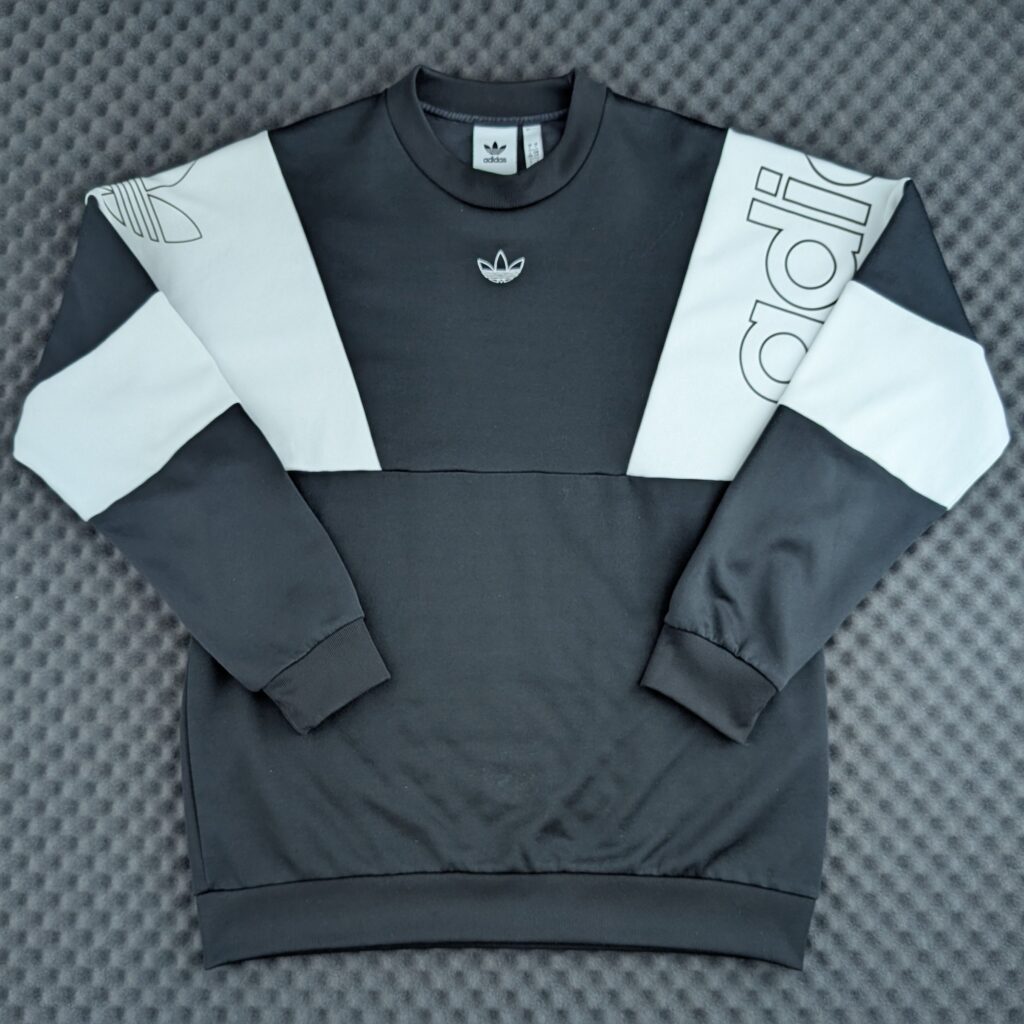 Vintage Adidas Center Logo Sweatshirt schwarz / Bestickt 90s Retro Gr. L