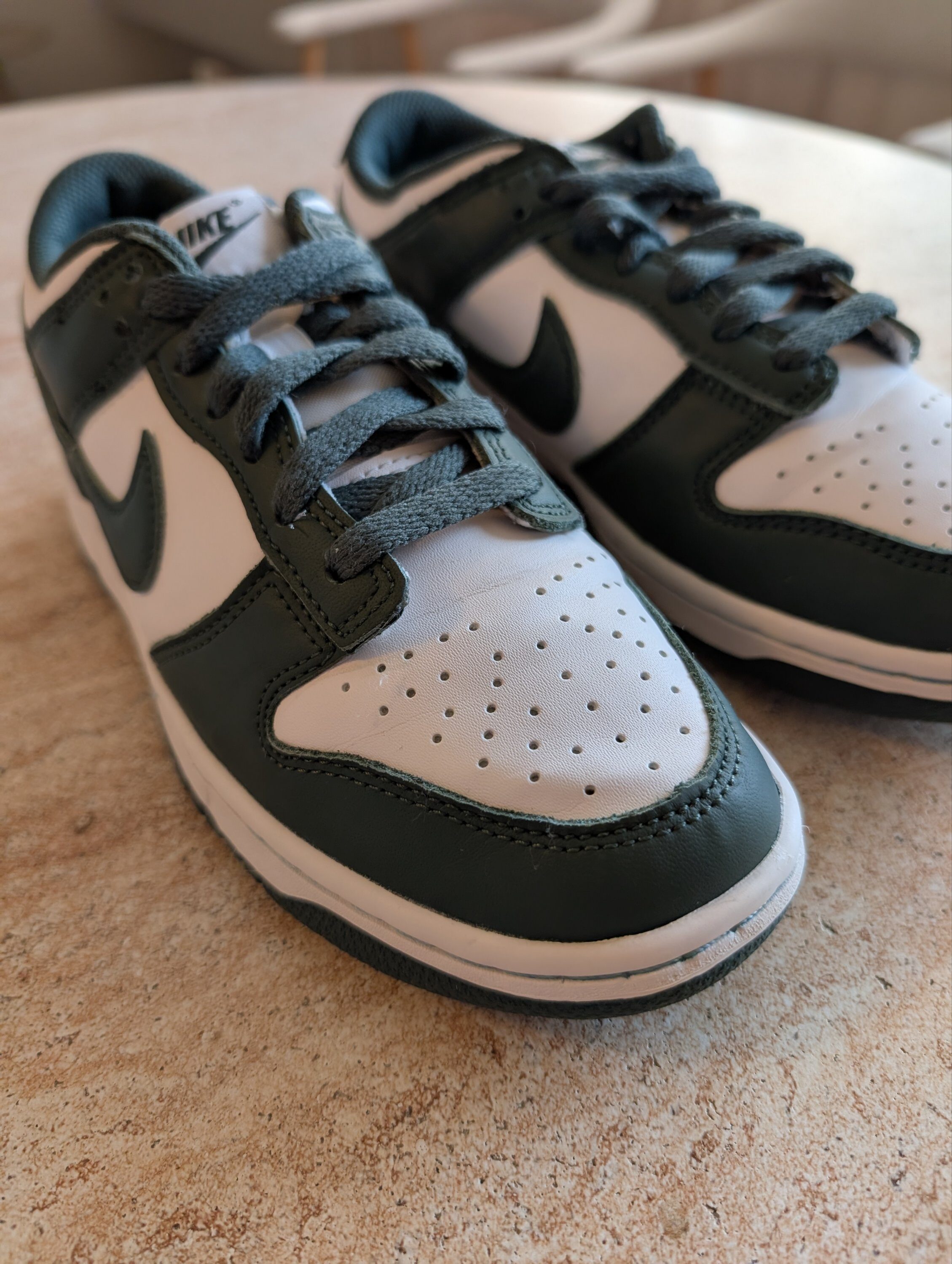 Nike Dunk Low GS vintage green Gr. 38.5 – Bild 3